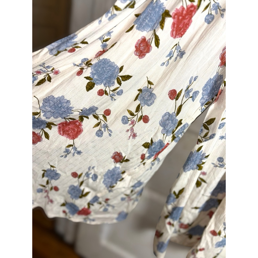 American Eagle Outfitters Women's Size 2 Ivory Floral V-Neck Adjustable Jumpsuit - Picture 6 of 16